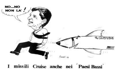 Missili Cruise nei Paesi Bassi - Sorvolando - Vignette - Sergio Figuccia